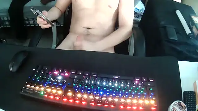 solooboy18 online show from 09/27/25, 02:45