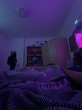 xmilolivex online show from 10/15/25, 05:10