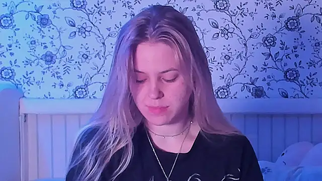AngelAnty online show from 05/25/26, 09:46