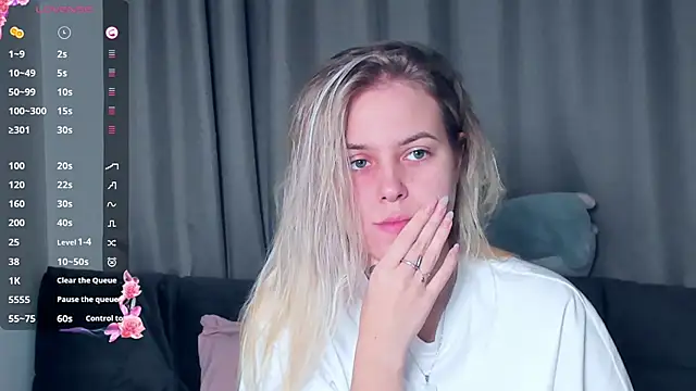 AngelAnty online show from 11/21/25, 01:10