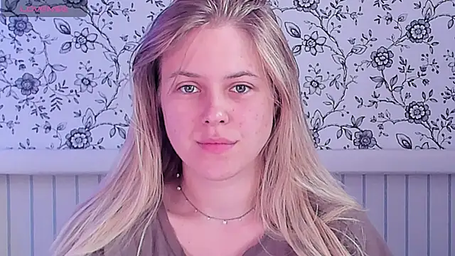 Snapshot of AngelAnty chatting on 07/09/26, 01:10 AngelAnty online show from 07/09/26, 01:10