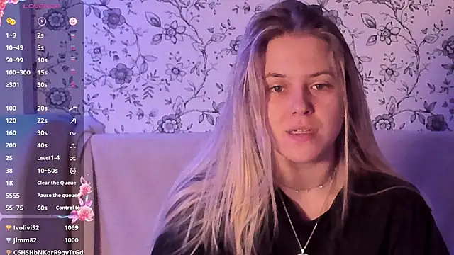 AngelAnty online show from 12/19/25, 02:19