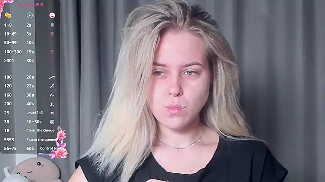 AngelAnty online show from 10/30/25, 03:09