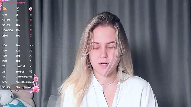 AngelAnty online show from 10/24/25, 03:11