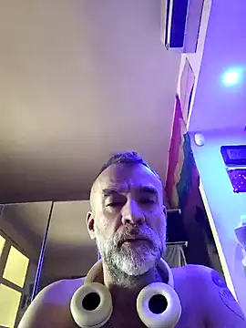 GabyCollado5 online show from 05/08/26, 01:26