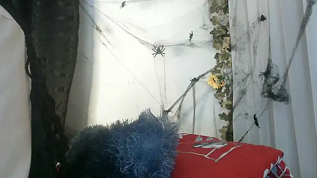 angelainparis28 online show from 10/14/25, 06:03