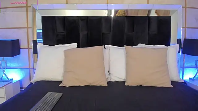 GretaVelvet online show from 09/10/25, 07:35