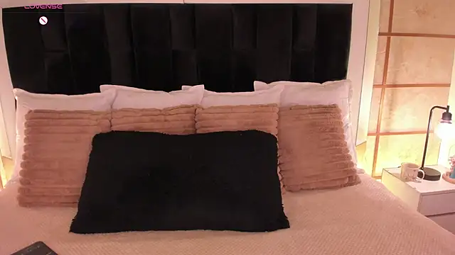 GretaVelvet online show from 04/11/26, 07:28