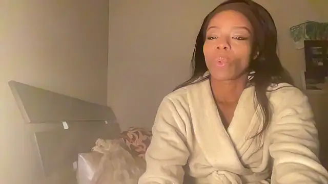 Peachyz69 online show from 02/01/26, 05:38