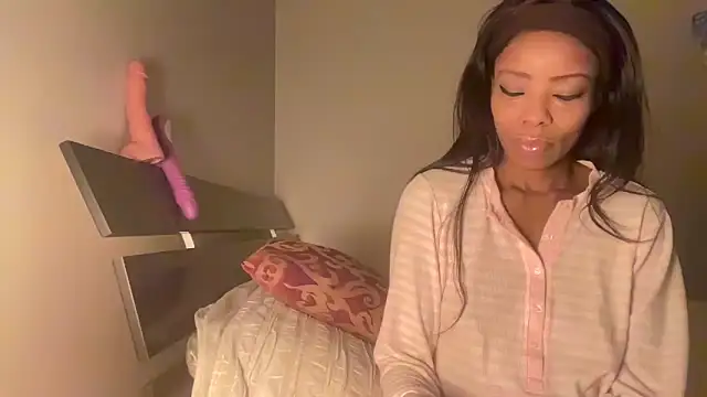 Peachyz69 online show from 05/04/26, 02:59