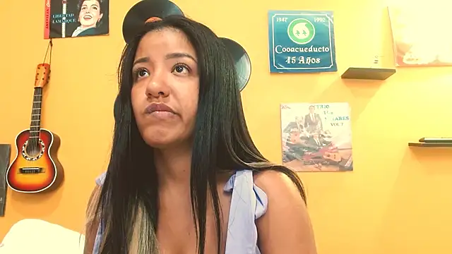 Snapshot of meisevil77 chatting on 10/02/25, 02:48 meisevil77 online show from 10/02/25, 02:48