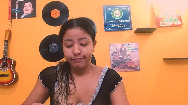 Snapshot of meisevil77 chatting on 10/16/25, 01:47 meisevil77 online show from 10/16/25, 01:47