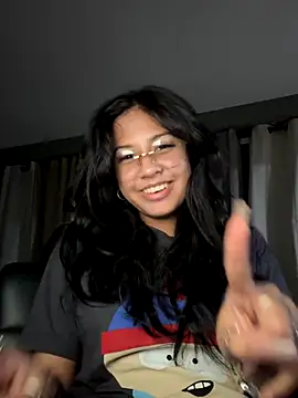 lynn9000 online show from 11/12/25, 07:23