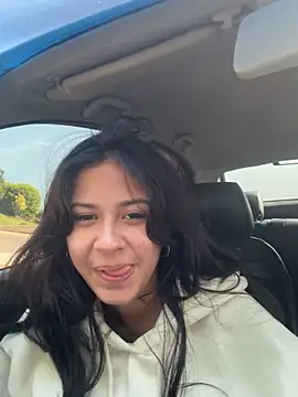 lynn9000 online show from 11/14/25, 01:26