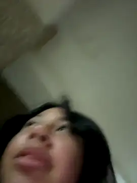 lynn9000 online show from 11/24/25, 12:32