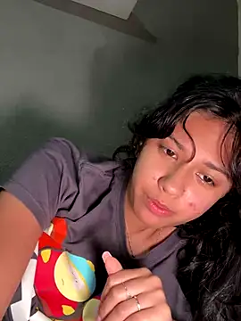 lynn9000 online show from 09/14/25, 06:25