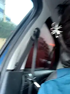 lynn9000 online show from 10/29/25, 07:57