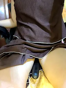 Bee sweet online show from 10/19/25, 08:55