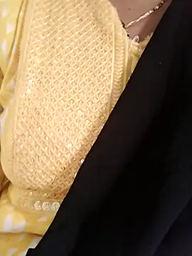 Snapshot of Monika_Telugu_Girl chatting on 11/06/25, 07:45 Monika Telugu Girl online show from 11/06/25, 07:45