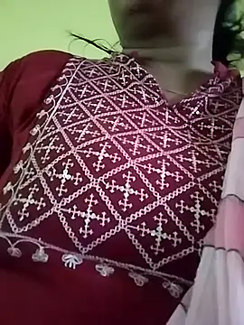 Snapshot of Monika_Telugu_Girl chatting on 02/12/26, 11:43 Monika Telugu Girl online show from 02/12/26, 11:43