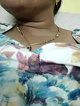 Snapshot of Monika_Telugu_Girl chatting on 11/23/25, 03:33 Monika Telugu Girl online show from 11/23/25, 03:33