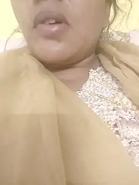 Snapshot of Monika_Telugu_Girl chatting on 01/05/26, 06:11 Monika Telugu Girl online show from 01/05/26, 06:11