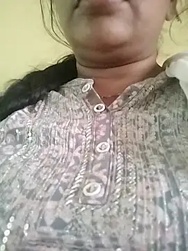 Snapshot of Monika_Telugu_Girl chatting on 02/18/26, 10:12 Monika Telugu Girl online show from 02/18/26, 10:12