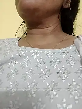 Snapshot of Monika_Telugu_Girl chatting on 02/19/26, 06:49 Monika Telugu Girl online show from 02/19/26, 06:49