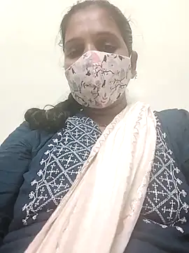 Snapshot of Monika_Telugu_Girl chatting on 10/20/25, 09:59 Monika Telugu Girl online show from 10/20/25, 09:59