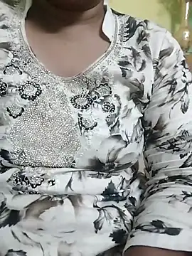 Snapshot of Monika_Telugu_Girl chatting on 12/20/25, 07:17 Monika Telugu Girl online show from 12/20/25, 07:17