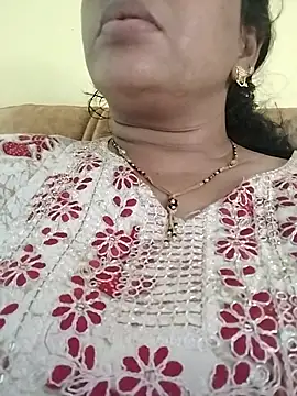 Snapshot of Monika_Telugu_Girl chatting on 10/17/25, 03:43 Monika Telugu Girl online show from 10/17/25, 03:43