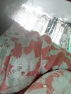 Snapshot of Monika_Telugu_Girl chatting on 11/26/25, 05:29 Monika Telugu Girl online show from 11/26/25, 05:29