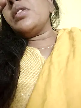 Snapshot of Monika_Telugu_Girl chatting on 09/08/25, 03:22 Monika Telugu Girl online show from 09/08/25, 03:22