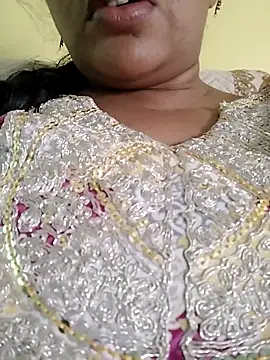 Snapshot of Monika_Telugu_Girl chatting on 01/06/26, 08:18 Monika Telugu Girl online show from 01/06/26, 08:18