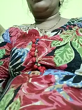 Snapshot of Monika_Telugu_Girl chatting on 11/15/25, 03:05 Monika Telugu Girl online show from 11/15/25, 03:05