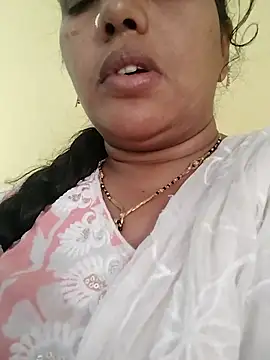 Snapshot of Monika_Telugu_Girl chatting on 11/28/25, 08:47 Monika Telugu Girl online show from 11/28/25, 08:47