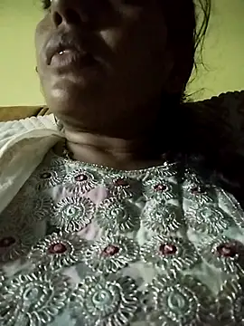 Snapshot of Monika_Telugu_Girl chatting on 10/22/25, 05:56 Monika Telugu Girl online show from 10/22/25, 05:56