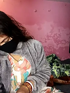 Snapshot of hiddennisha chatting on 01/08/26, 04:46 hiddennisha online show from 01/08/26, 04:46