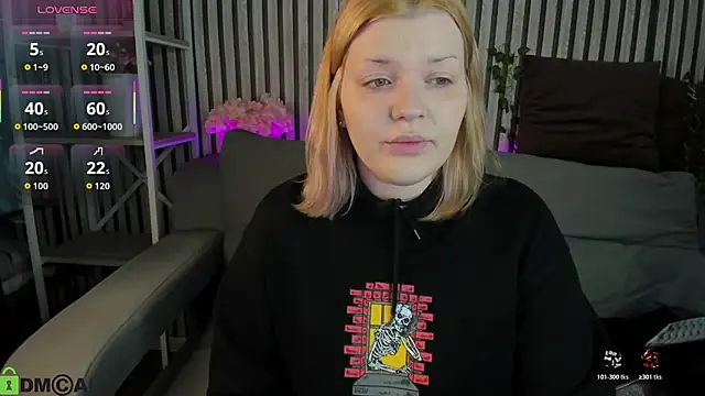 Michele Greenn online show from 04/25/26, 01:08