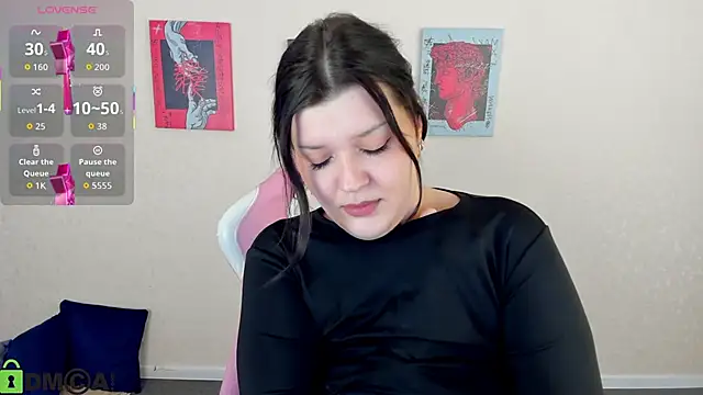 Michele Greenn online show from 11/30/25, 05:08