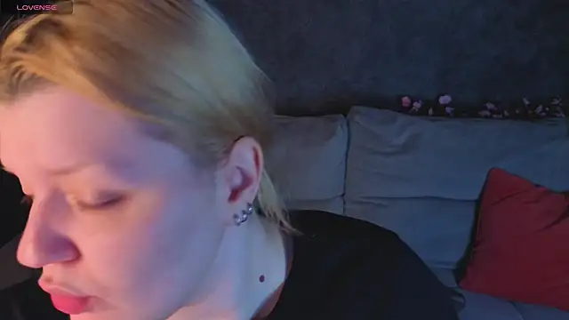 Michele Greenn online show from 05/18/26, 01:06