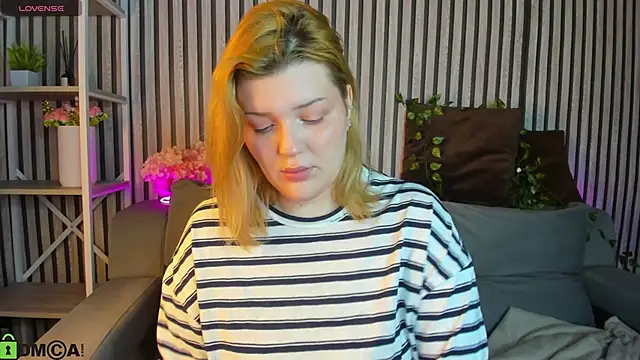 Michele Greenn online show from 04/18/26, 01:08