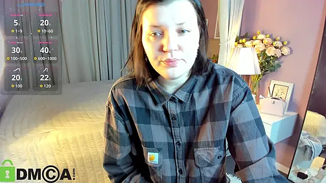 Michele Greenn online show from 10/23/25, 01:04