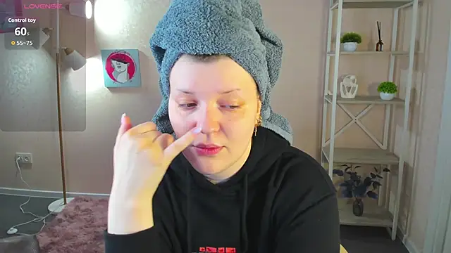 Michele Greenn online show from 09/22/25, 12:05