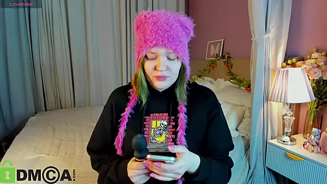 Michele Greenn online show from 01/11/26, 01:01