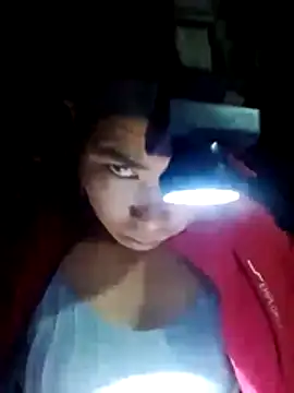 Snapshot of cicnci chatting on 10/27/25, 01:23 cicnci online show from 10/27/25, 01:23