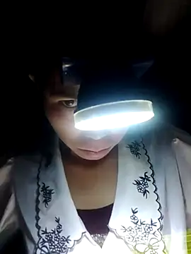 Snapshot of cicnci chatting on 09/26/25, 08:27 cicnci online show from 09/26/25, 08:27