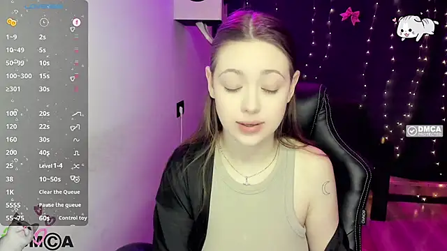 AmourLily online show from 01/12/26, 07:37