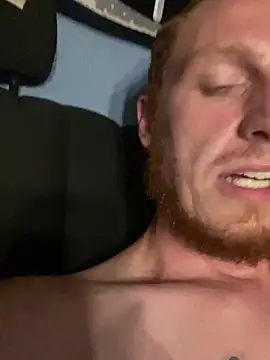 Snapshot of BIGxRED chatting on 09/19/25, 10:19 BIGxRED online show from 09/19/25, 10:19