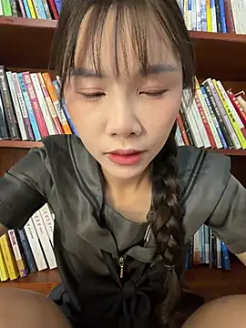 Adora188 online show from 05/13/26, 03:57